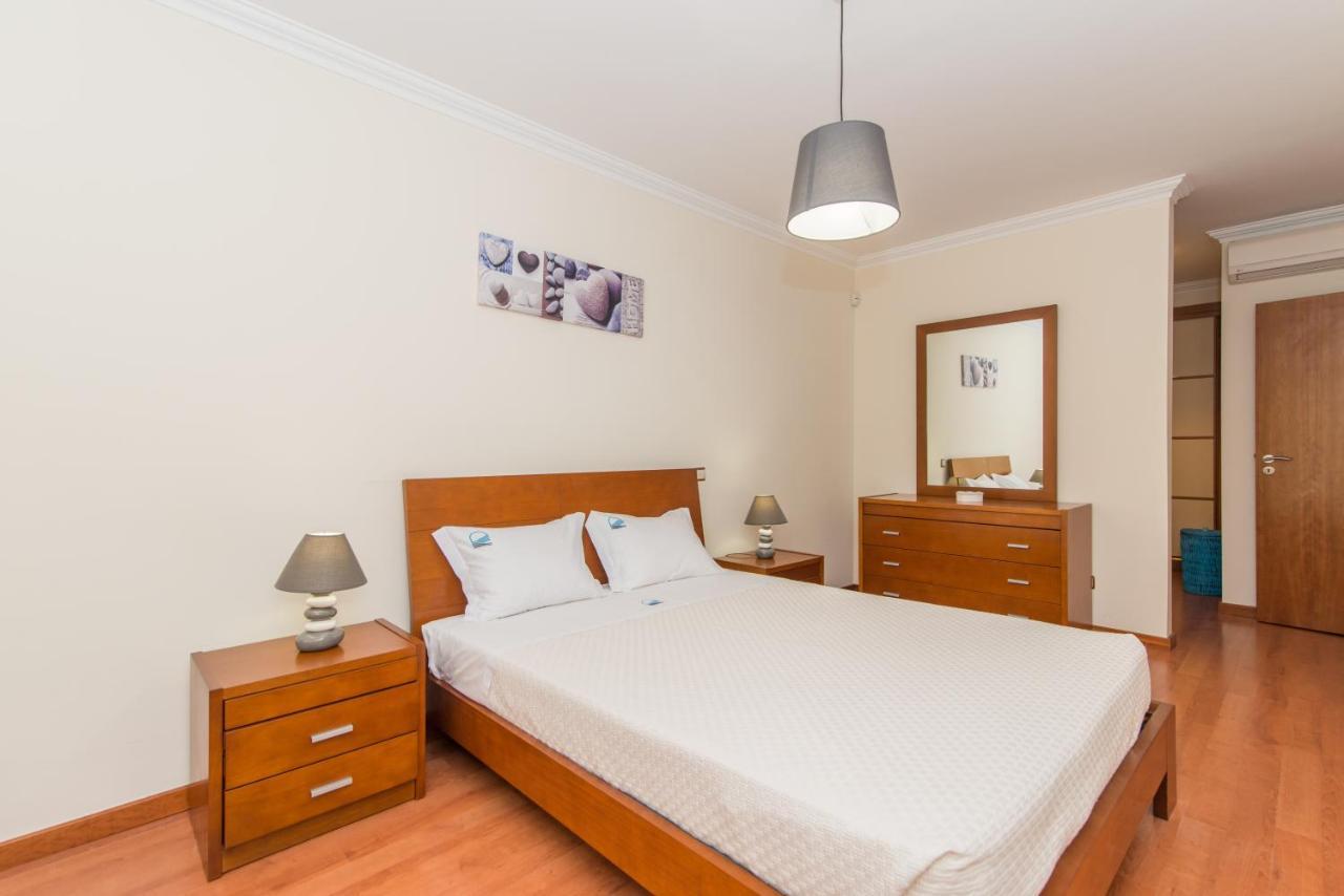 Casa Mergoux - 15 Mins Walk City Center - Quiet - Spacious Tavira Bagian luar foto