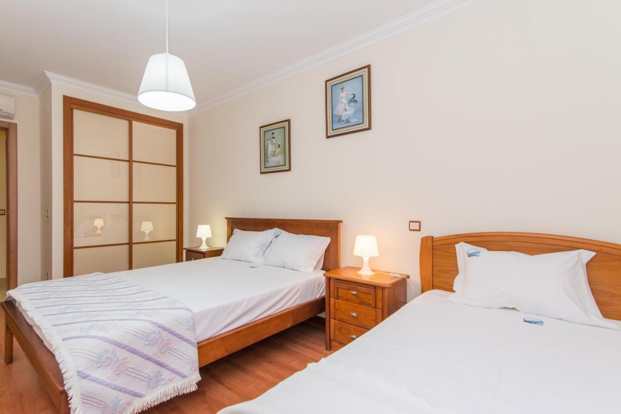 Casa Mergoux - 15 Mins Walk City Center - Quiet - Spacious Tavira Bagian luar foto